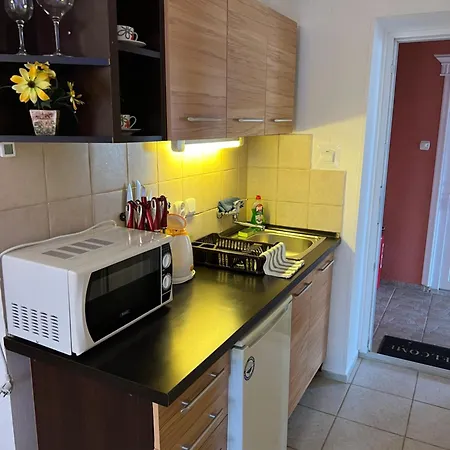 Adria 3* Štúrovo