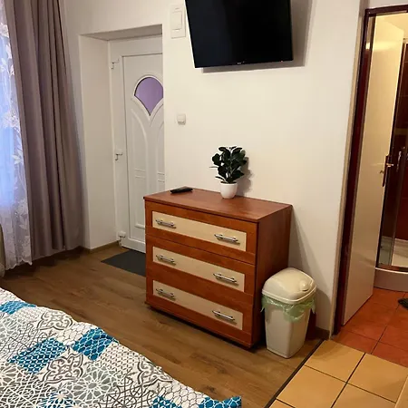 Adria Штурово