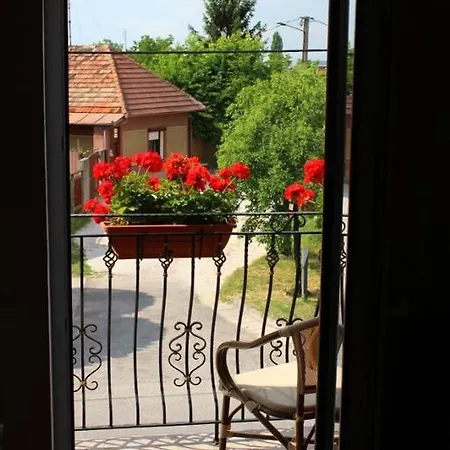 Konukevi Adria 3*