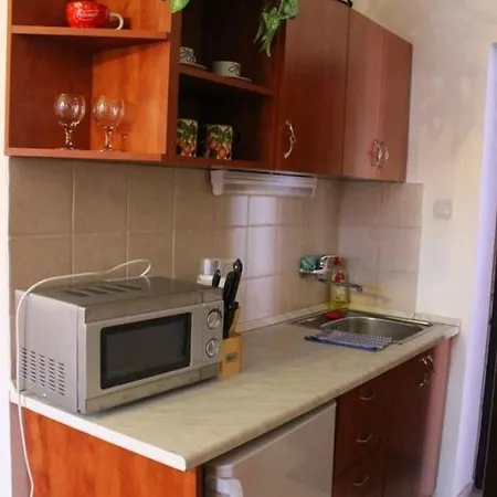 Adria Πανσιόν